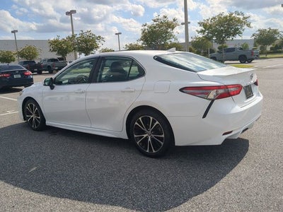 2019 Toyota CAMRY SE