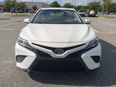 2019 Toyota CAMRY SE