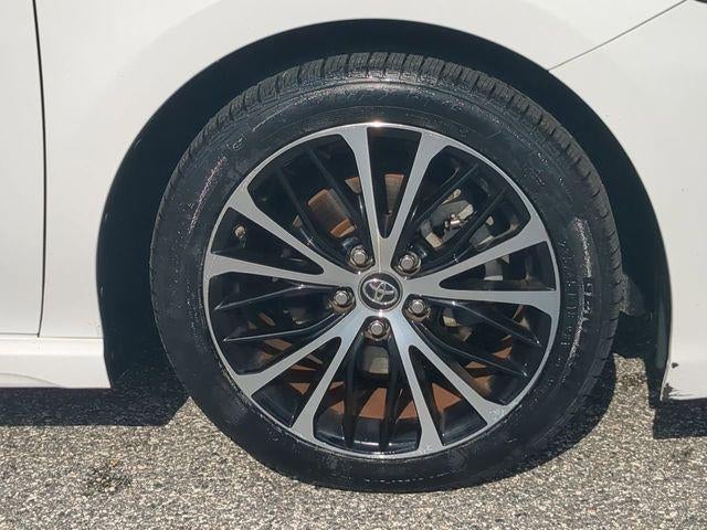 2019 Toyota CAMRY SE