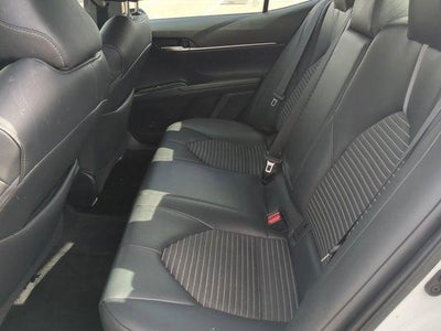 2019 Toyota CAMRY SE