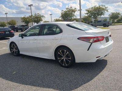 2019 Toyota CAMRY SE