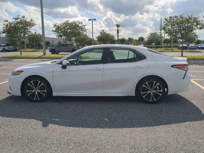 2019 Toyota CAMRY SE