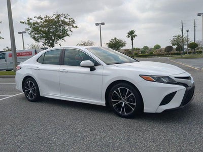 2018 Toyota CAMRY SE