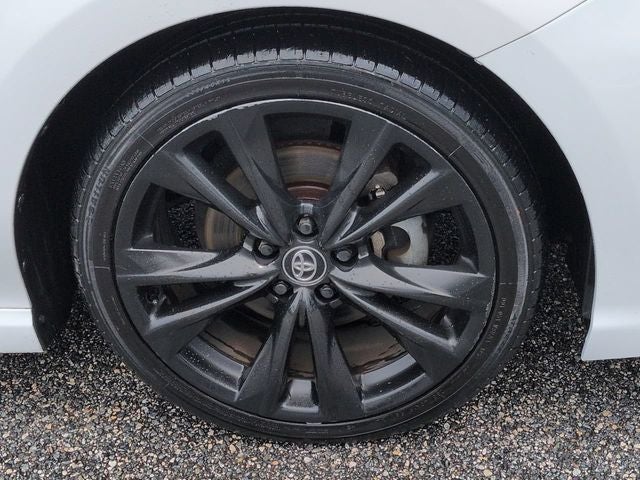 2019 Toyota Camry Hybrid SE