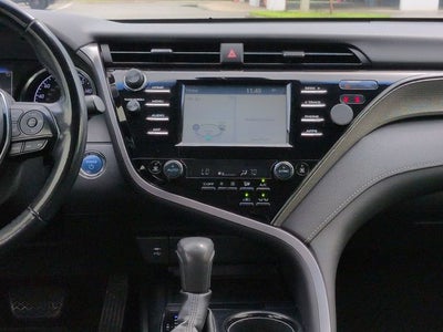 2019 Toyota Camry Hybrid SE