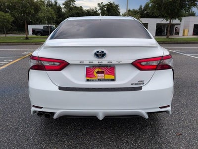 2019 Toyota Camry Hybrid SE