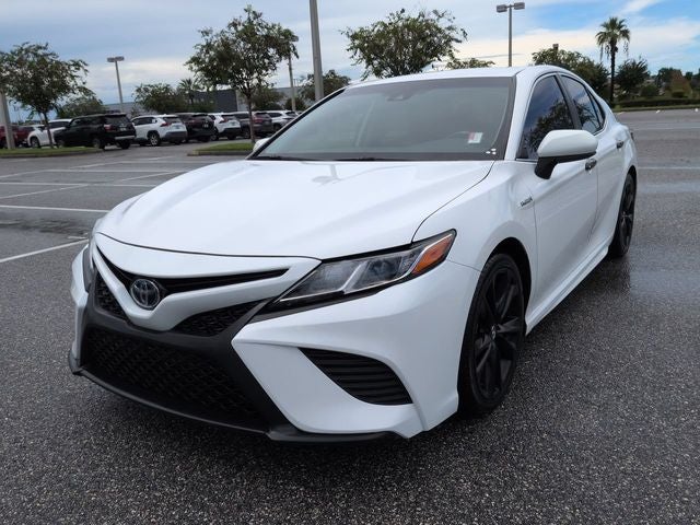 2019 Toyota Camry Hybrid SE