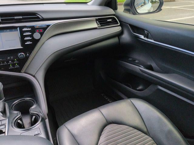 2019 Toyota Camry Hybrid SE
