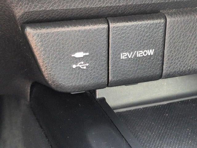 2019 Toyota Camry Hybrid SE