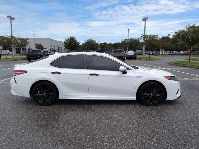 2019 Toyota Camry Hybrid SE