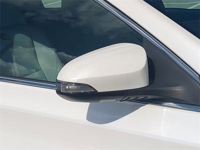 2018 Toyota AVALON HYBRID Limited