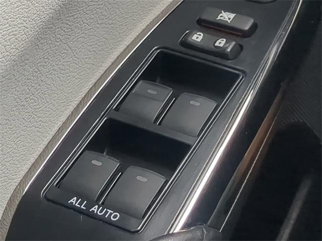 2018 Toyota AVALON HYBRID Limited