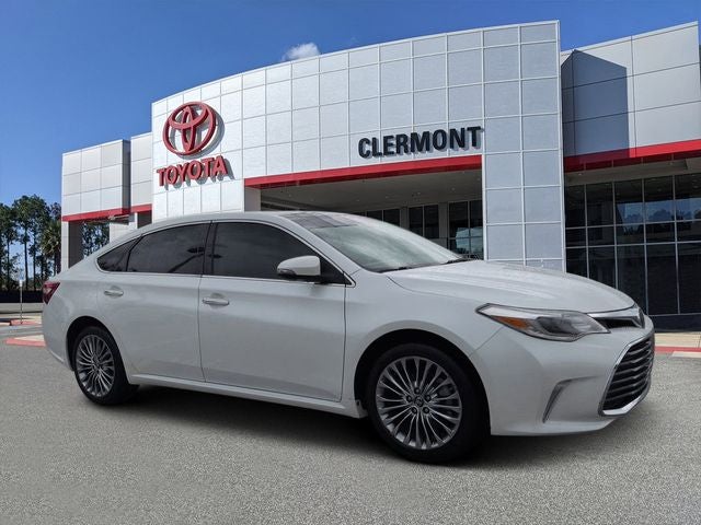 2017 Toyota Avalon Limited's photo