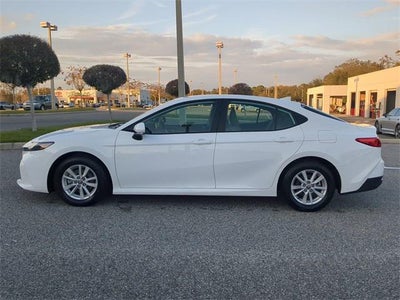 2025 Toyota CAMRY LE