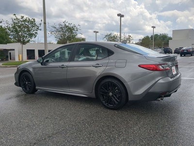 2025 Toyota CAMRY SE