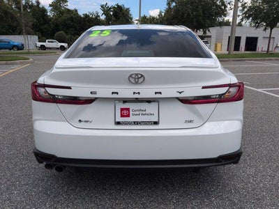 2025 Toyota Camry SE