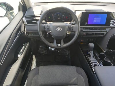 2025 Toyota CAMRY LE