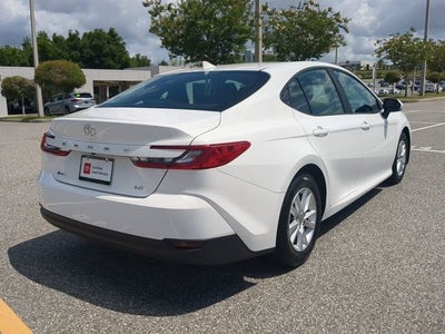 2025 Toyota CAMRY LE