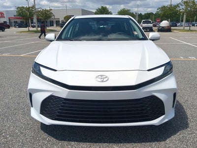 2025 Toyota CAMRY LE
