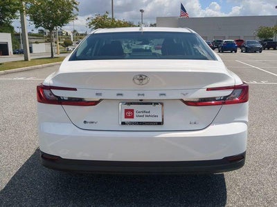 2025 Toyota CAMRY LE