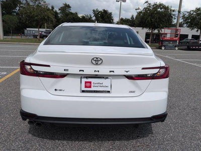 2025 Toyota Camry SE