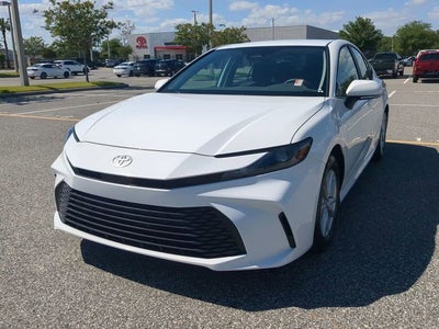 2025 Toyota CAMRY LE