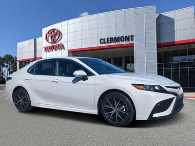2024 Toyota CAMRY SE