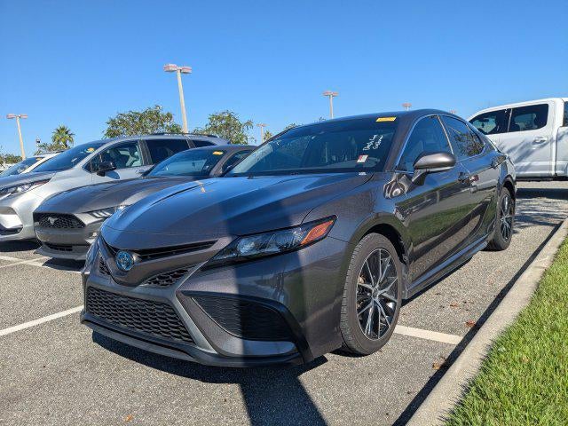 2024 Toyota Camry Hybrid SE