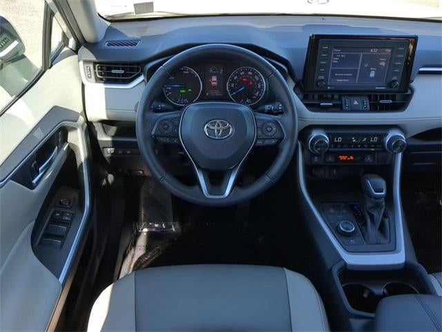 2021 Toyota RAV4 HYBRID XLE Premium
