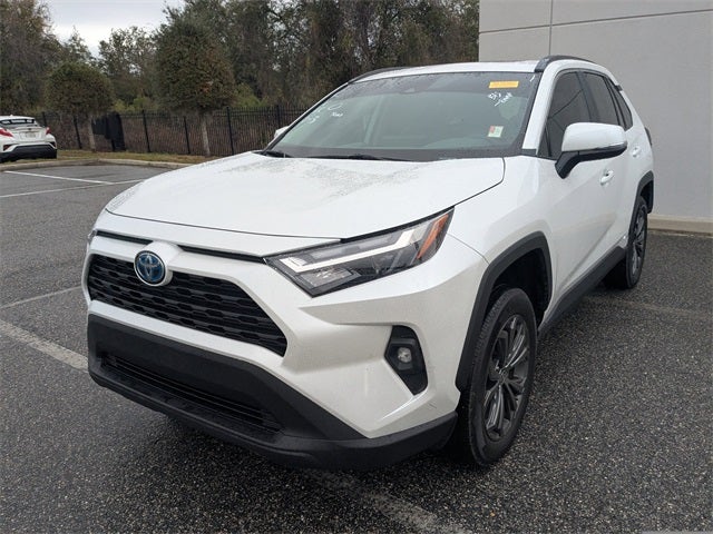 2023 Toyota RAV4 HYBRID XLE Premium