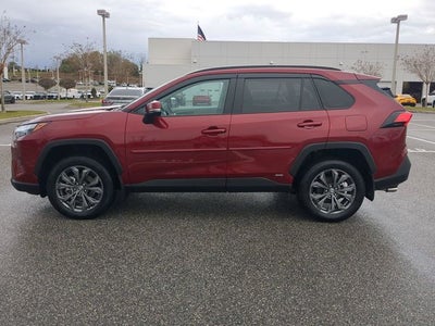 2023 Toyota RAV4 HYBRID XLE Premium