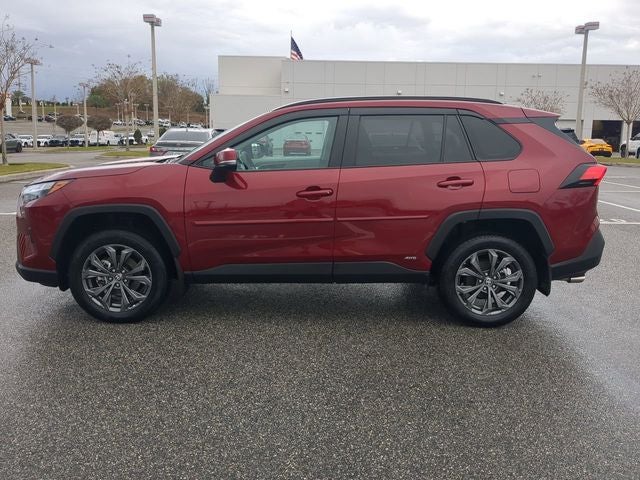 2023 Toyota RAV4 HYBRID XLE Premium