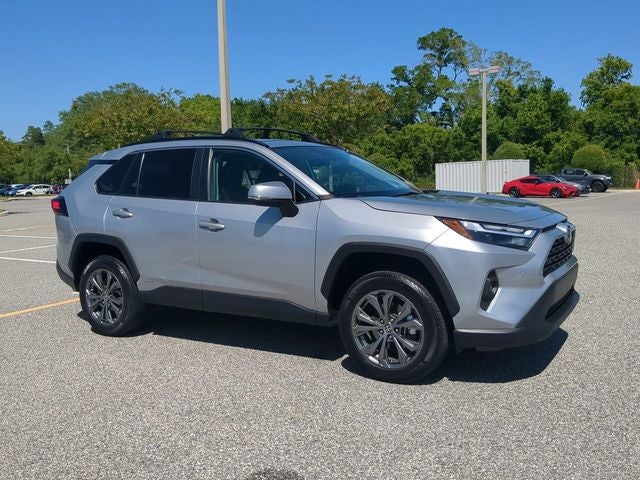 2024 Toyota RAV4 HYBRID XLE Premium
