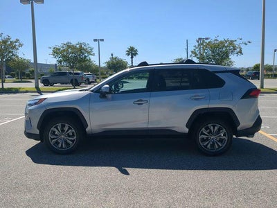 2024 Toyota RAV4 HYBRID XLE Premium