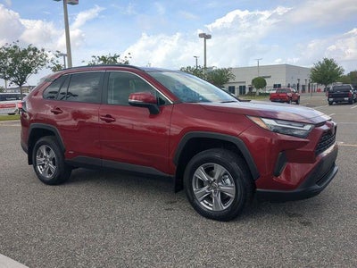 2025 Toyota RAV4 HYBRID XLE