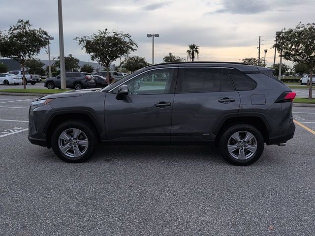 2022 Toyota RAV4 Hybrid XLE