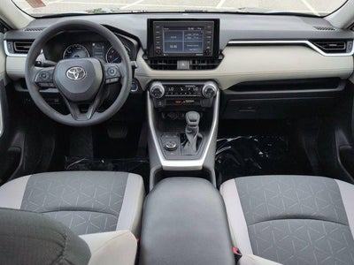 2022 Toyota RAV4 Hybrid XLE