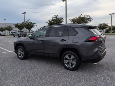 2022 Toyota RAV4 Hybrid XLE