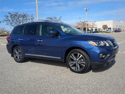 2018 Nissan Pathfinder Platinum