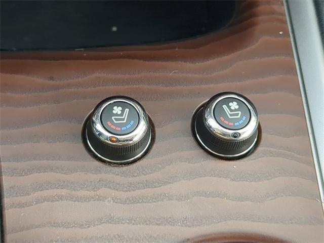 2018 Nissan Pathfinder Platinum