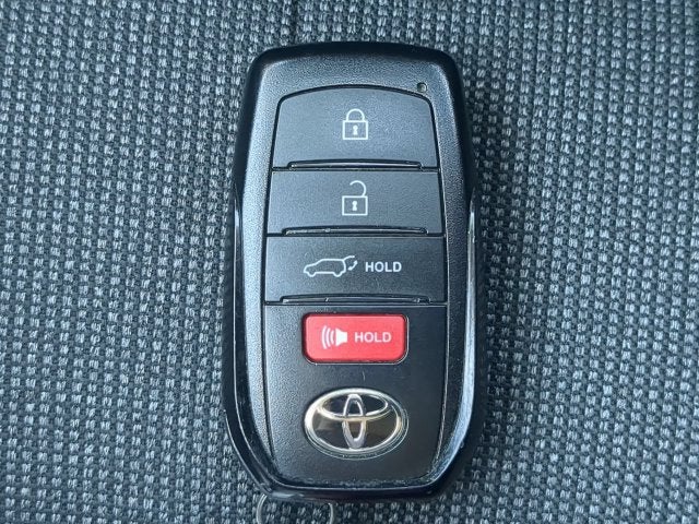 2025 Toyota Grand Highlander LE