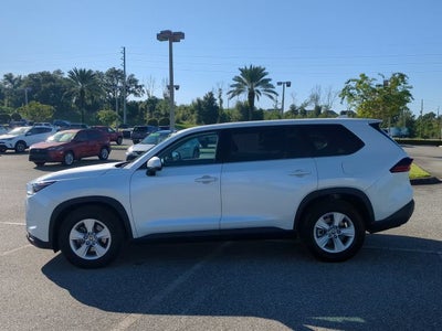 2025 Toyota Grand Highlander LE