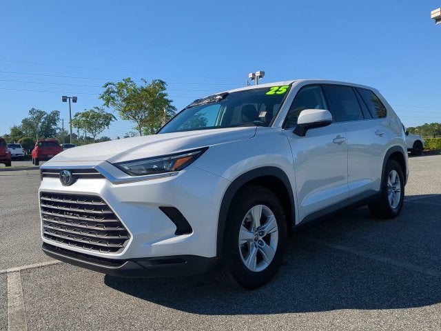 2025 Toyota Grand Highlander LE