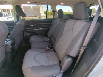 2025 Toyota Grand Highlander LE