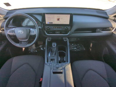 2025 Toyota Grand Highlander LE