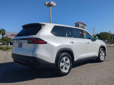 2025 Toyota Grand Highlander LE