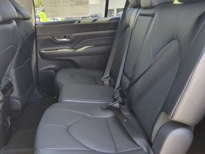 2026 Toyota Grand Highlander Hybrid Hybrid XLE