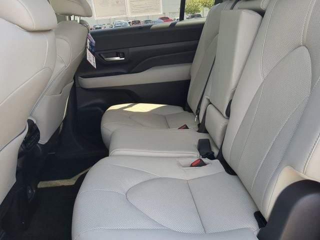 2026 Toyota GRAND HIGHLANDER HEV Limited