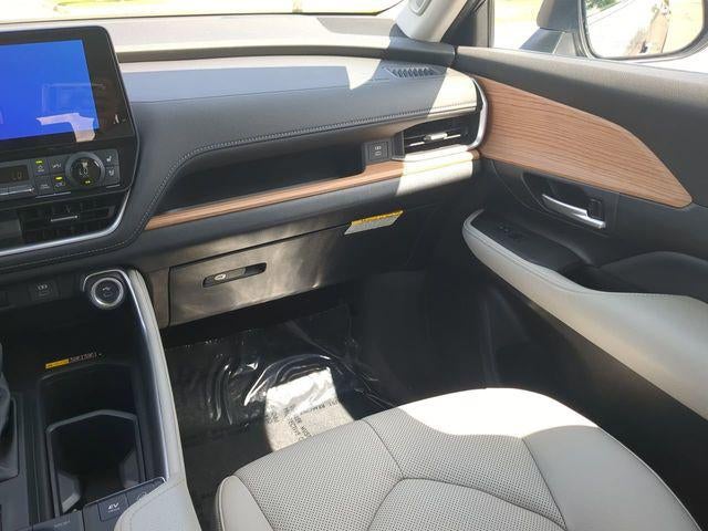 2026 Toyota GRAND HIGHLANDER HEV Limited