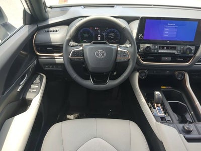 2026 Toyota GRAND HIGHLANDER HEV MAX Platinum